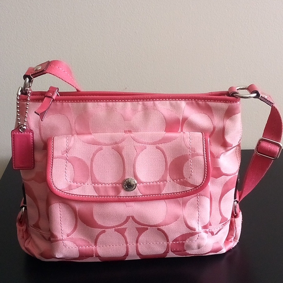 Coach - Picture 2 of 7